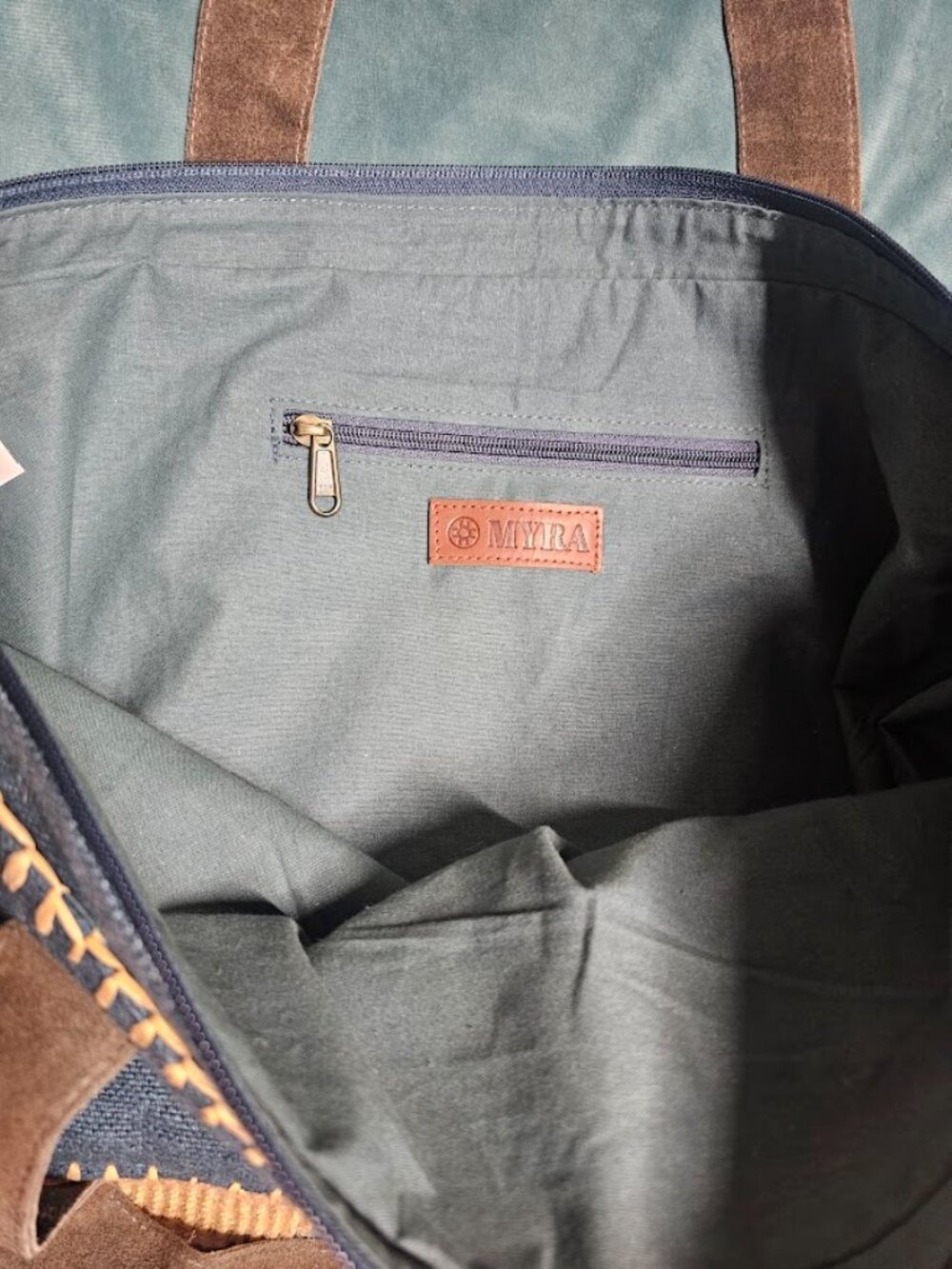 Myra Willow Wanderer Tote Bag in Sage Blue NWT - Picture 4 of 4